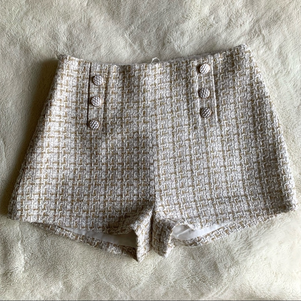 Tweed style shorts with button detailing szM BNWT